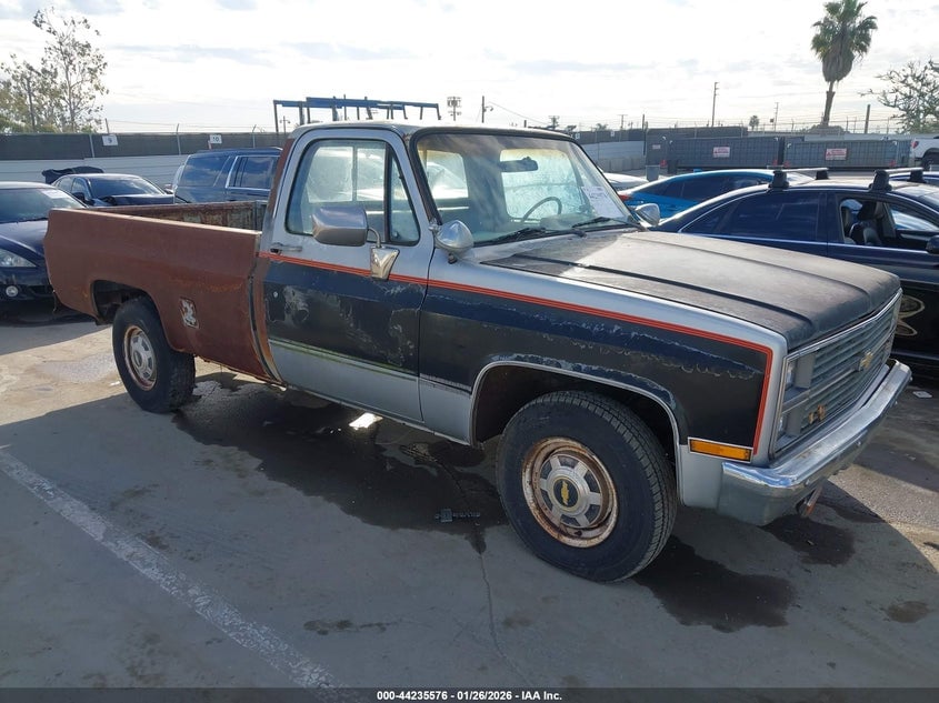 1984 CHEVROLET C20 | 1GCGC24M7EJ105702 | UPCARS