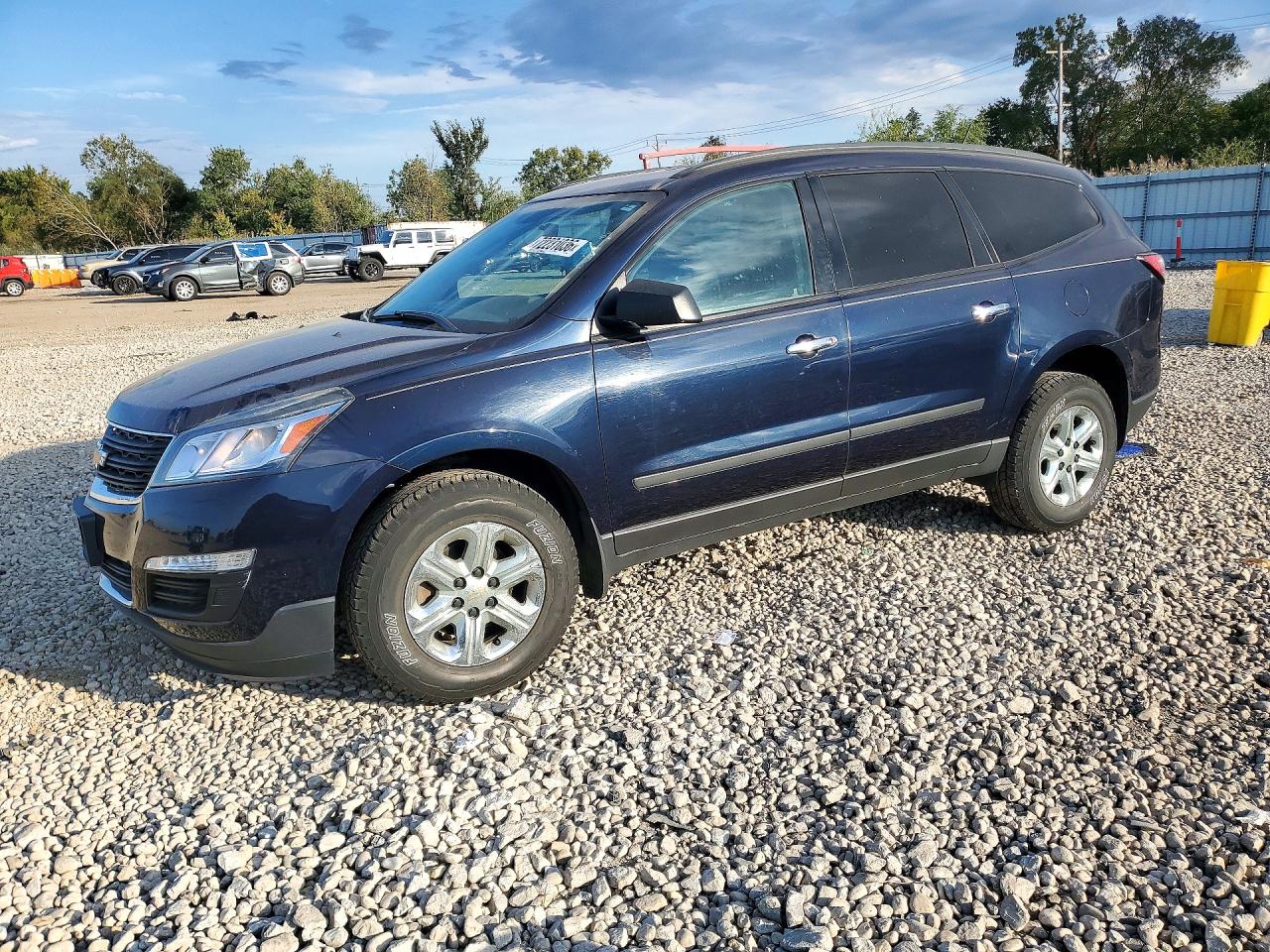 2016 CHEVROLET TRAVERSE LS | 1GNKRFKD6GJ139594 | UPCARS