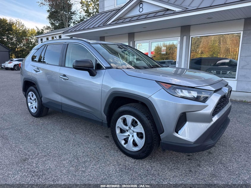 2019 TOYOTA RAV4 LE | JTMF1RFVXKD012957 | UPCARS