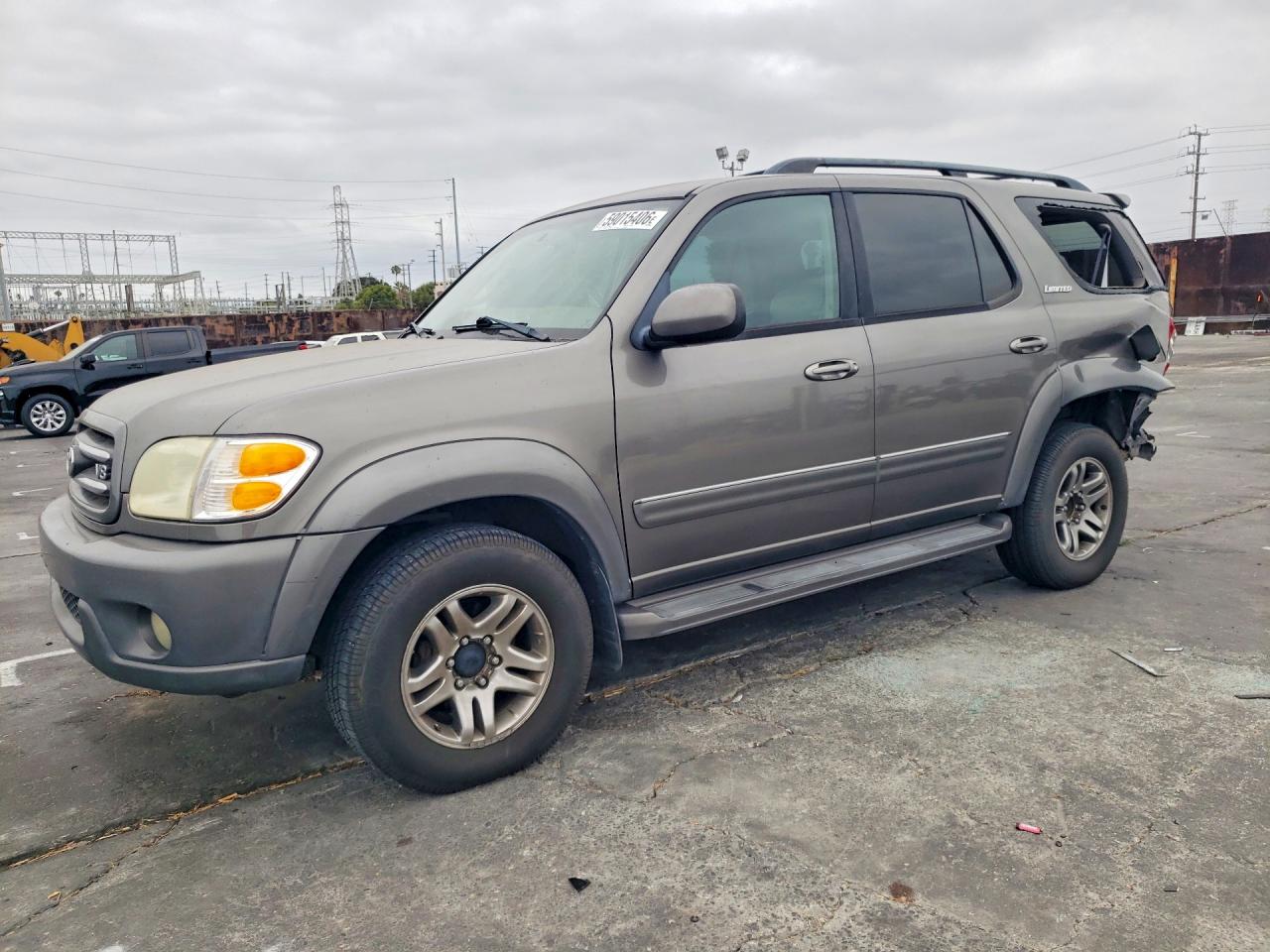 2004 TOYOTA SEQUOIA LIMITED | 5TDBT48A74S225457 | UPCARS