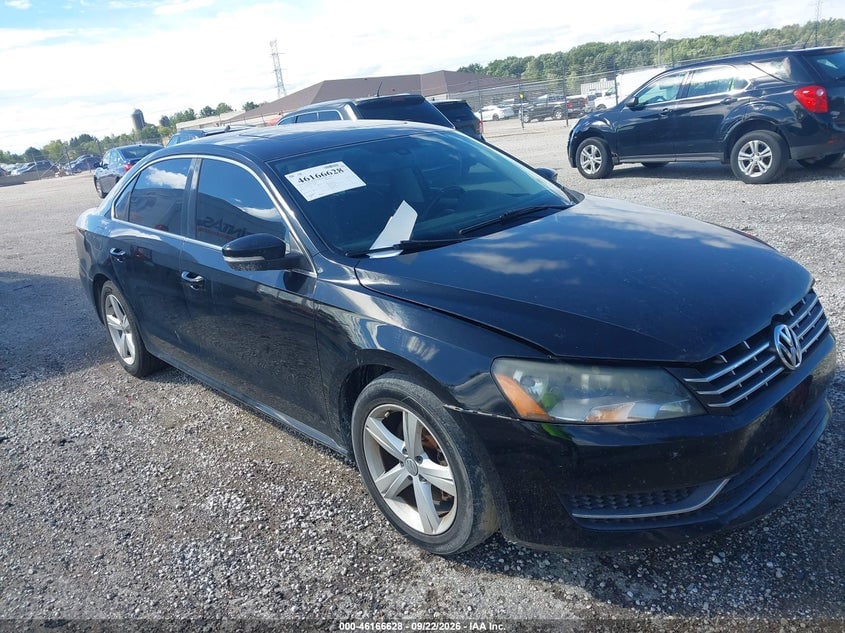 2013 VOLKSWAGEN PASSAT 2.0L TDI SE | 1VWBN7A34DC118047 | UPCARS
