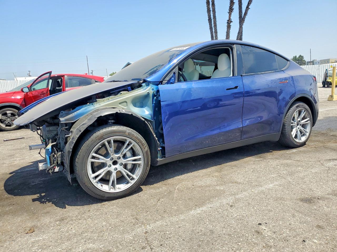 2023 TESLA MODEL Y | 7SAYGDED8PF960571 | UPCARS