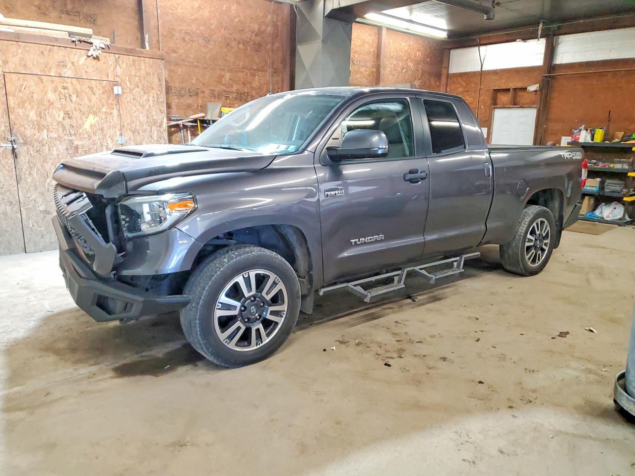 2018 TOYOTA TUNDRA SR5 | 5TFUY5F19JX760492 | UPCARS
