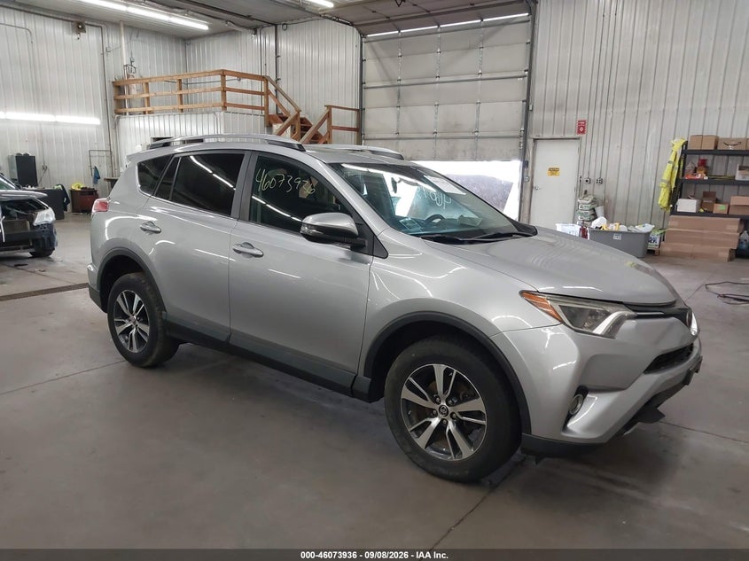 2017 TOYOTA RAV4 XLE | 2T3RFREV2HW681297 | UPCARS