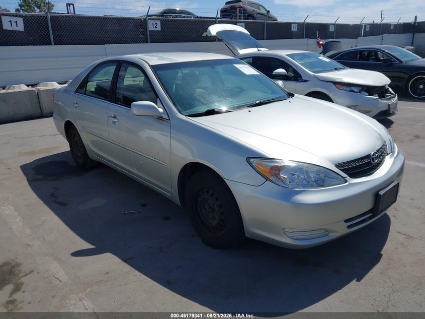 2003 TOYOTA CAMRY LE | JTDBE32K530196399 | UPCARS
