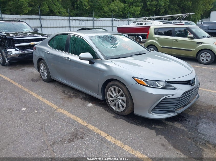 2024 TOYOTA CAMRY LE | 4T1C11AK5RU193005 | UPCARS
