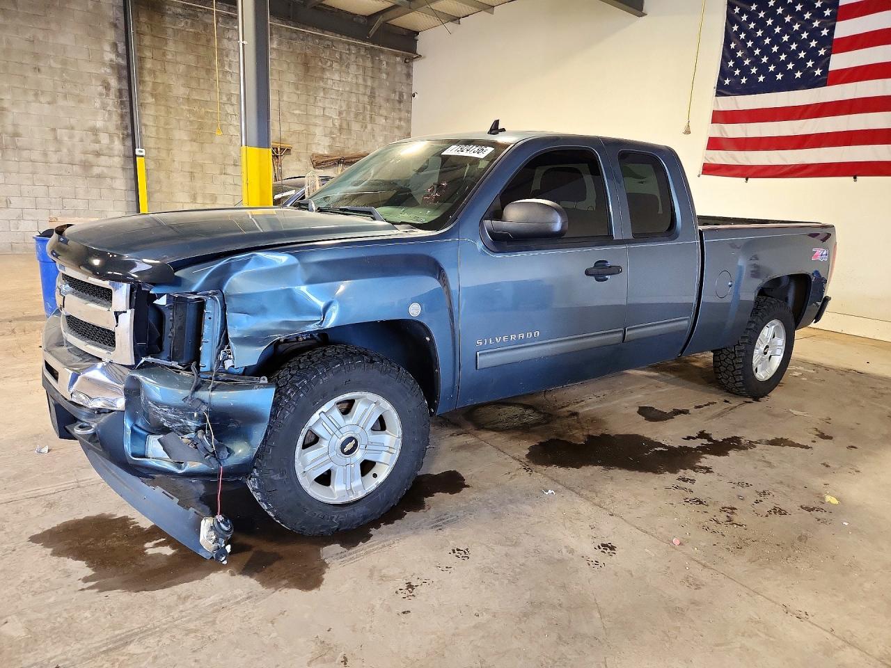 2011 CHEVROLET SILVERADO K1500 LT | 1GCRKSE3XBZ430746 | UPCARS
