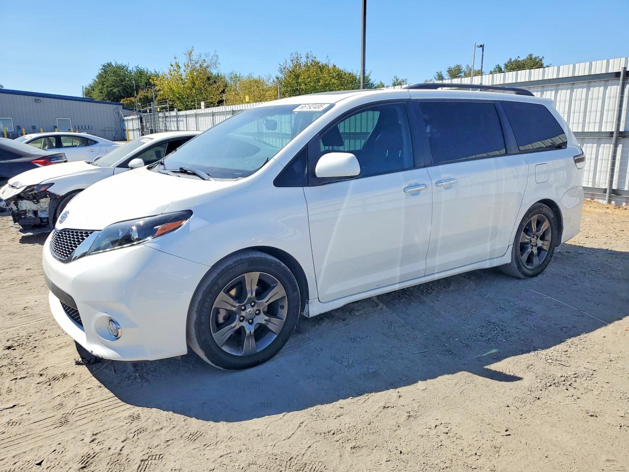 2016 TOYOTA SIENNA SE | 5TDXK3DC1GS710207 | UPCARS