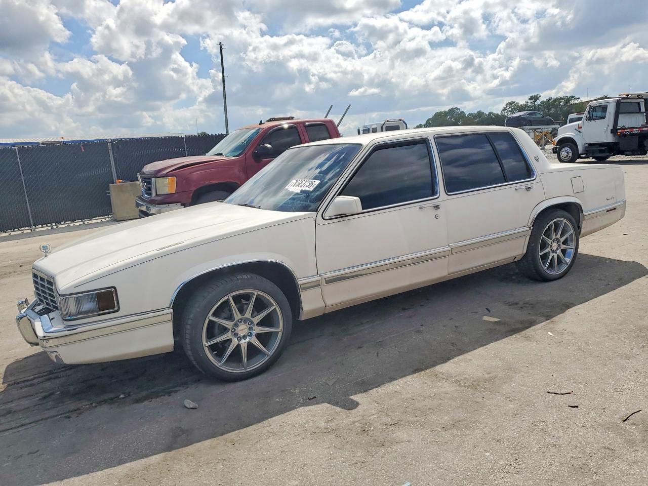 1993 CADILLAC DEVILLE | 1G6CD53B2P4287343 | UPCARS