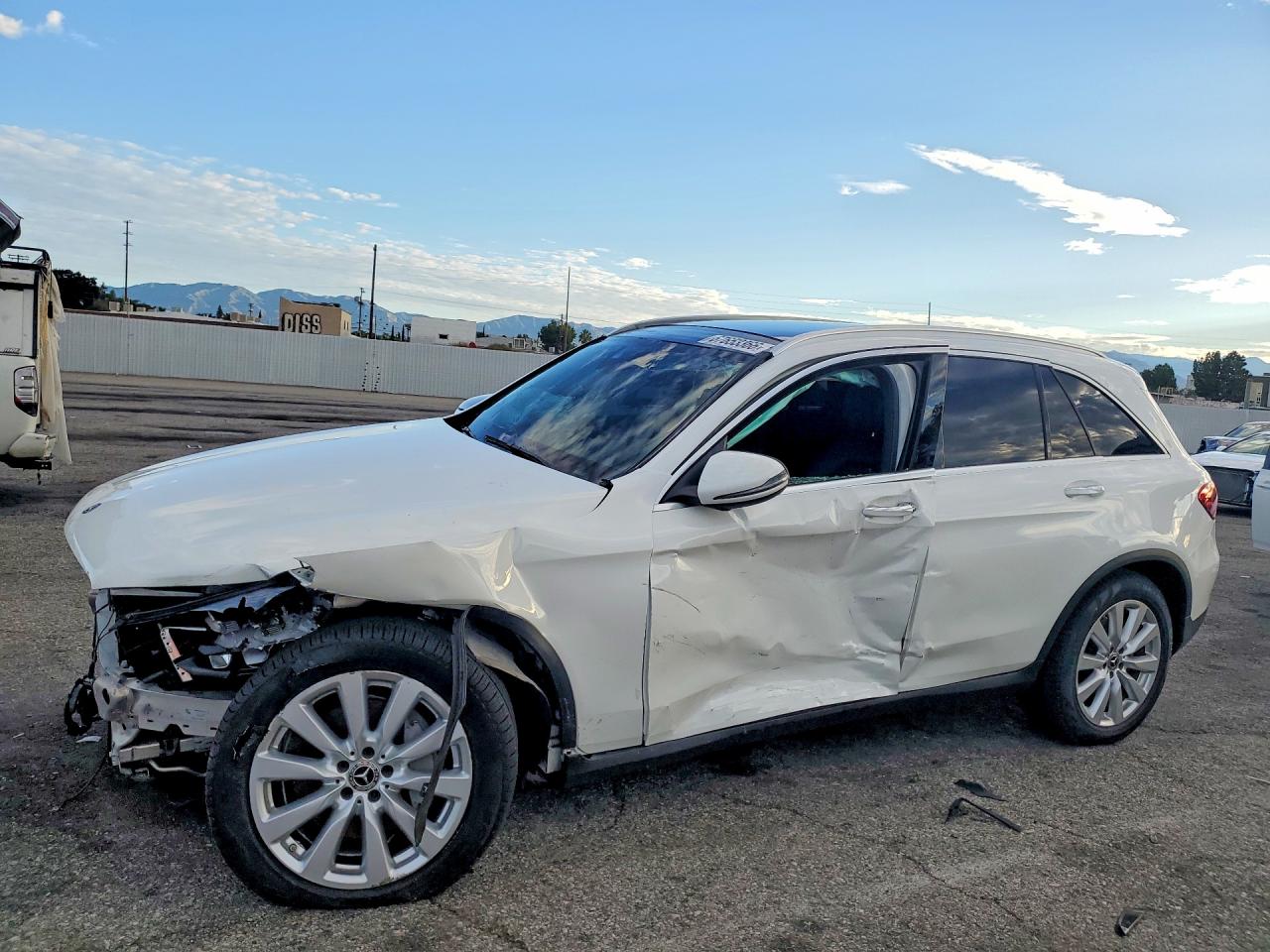 2020 MERCEDES-BENZ GLC-CLASS 300 | W1N0G8DBXLF761179 | UPCARS