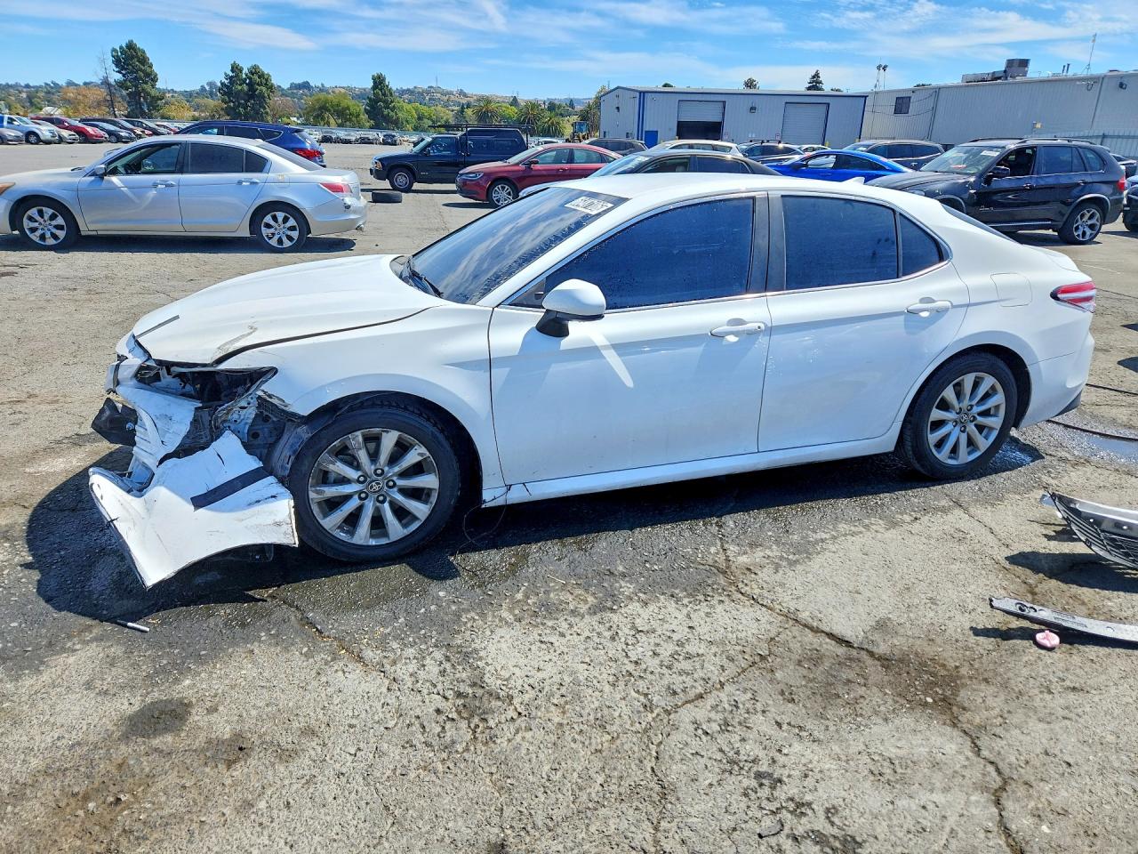 2020 TOYOTA CAMRY LE | 4T1C11AK9LU362112 | UPCARS