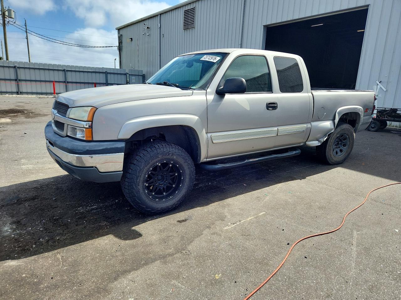 2005 CHEVROLET SILVERADO K1500 | 1GCEK19Z95Z300954 | UPCARS