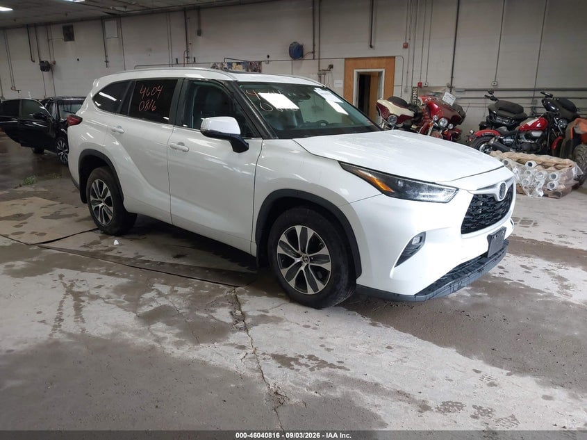 2023 TOYOTA HIGHLANDER XLE | 5TDKDRBH9PS029587 | UPCARS