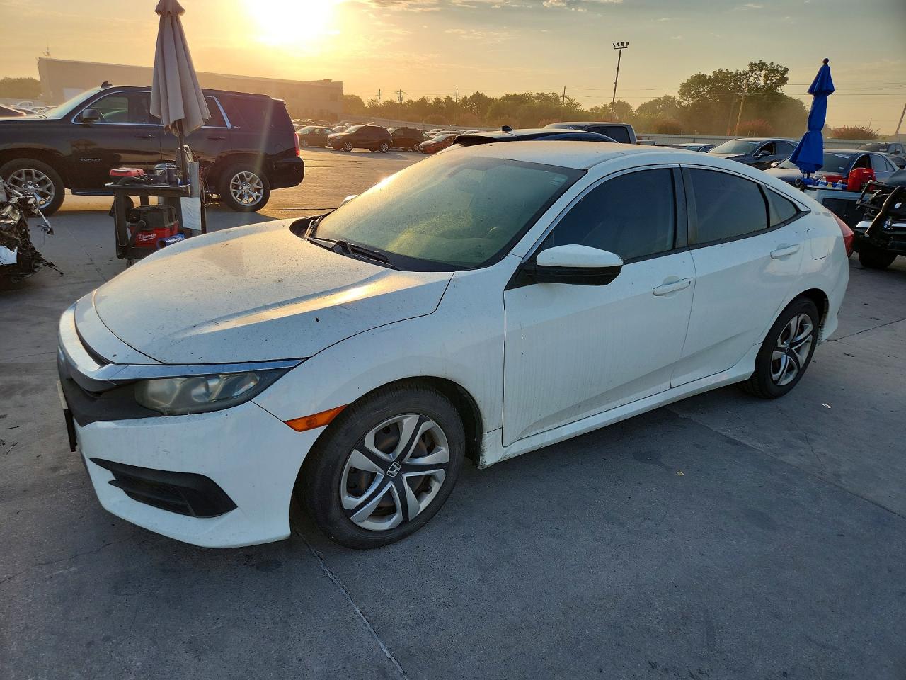 2018 HONDA CIVIC LX | 2HGFC2F5XJH548845 | UPCARS
