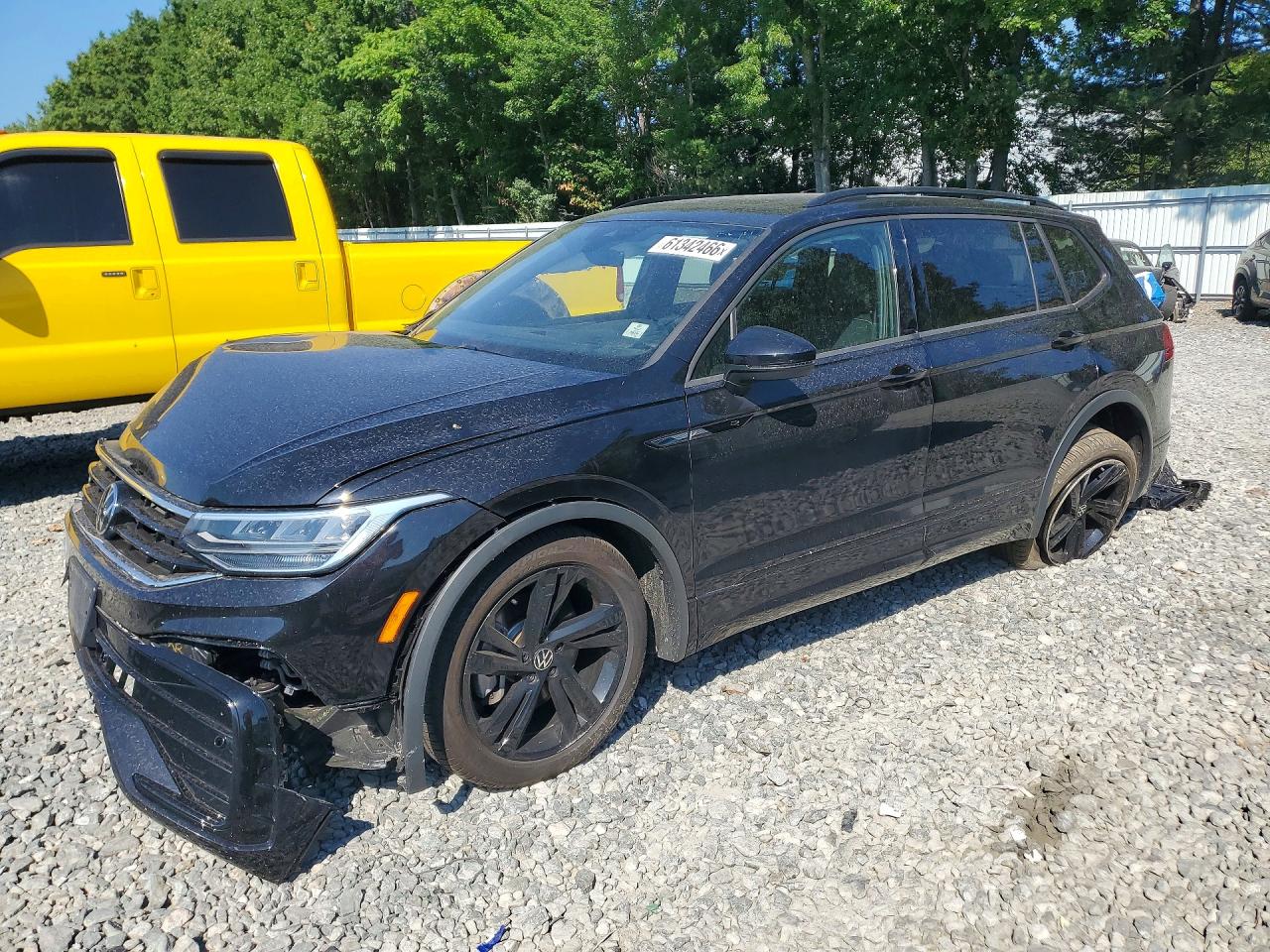 2024 VOLKSWAGEN TIGUAN SE R-LINE BLACK | 3VV8B7AX2RM007710 | UPCARS