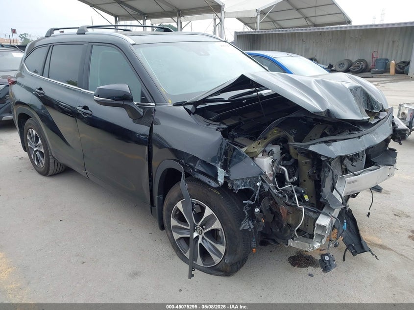 2024 TOYOTA HIGHLANDER XLE | 5TDKDRAH4RS051307 | UPCARS