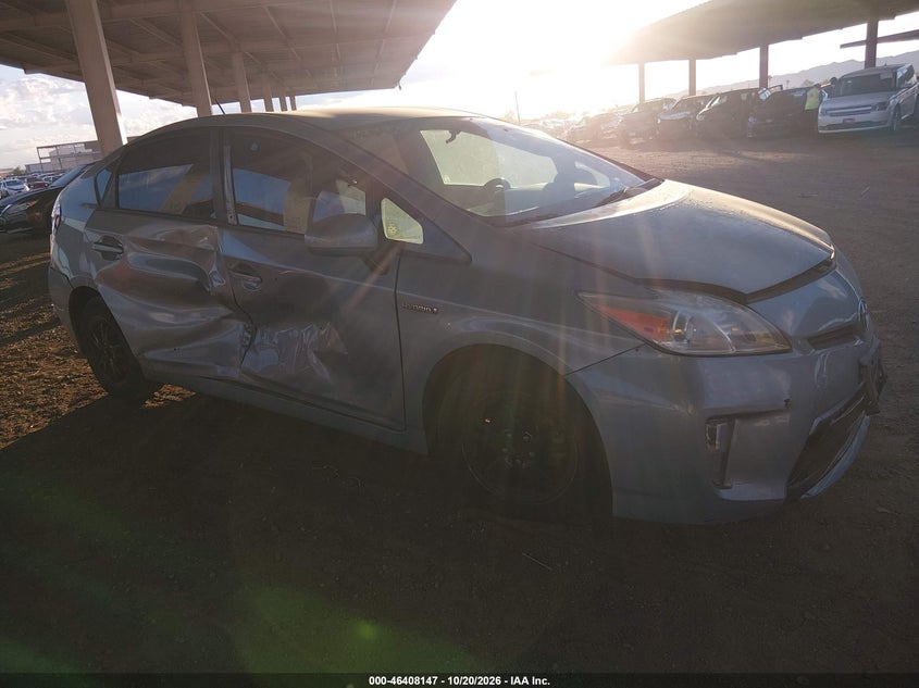 2015 TOYOTA PRIUS THREE | JTDKN3DU9F1883303 | UPCARS