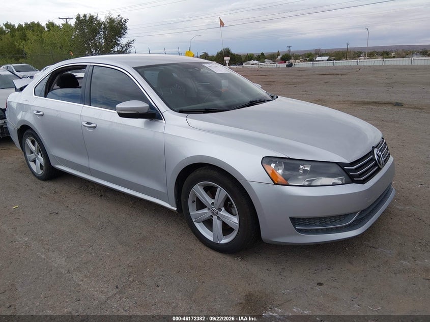 2014 VOLKSWAGEN PASSAT 2.5L SE | 1VWBP7A33EC005945 | UPCARS
