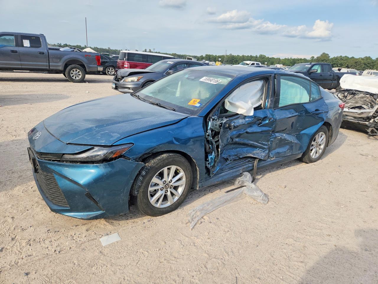 2025 TOYOTA CAMRY LE | 4T1DAACK3SU630832 | UPCARS
