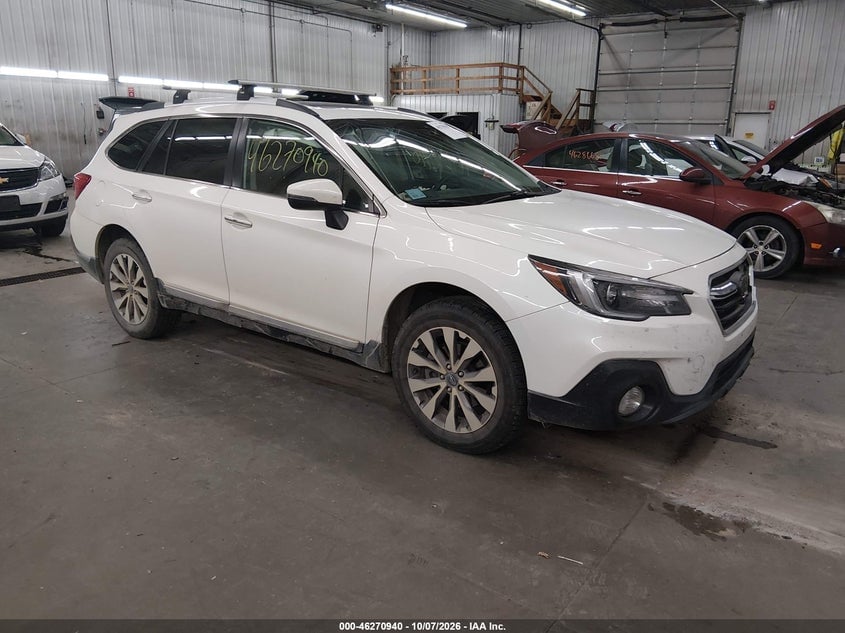 2018 SUBARU OUTBACK 3.6R TOURING | 4S4BSETC3J3234599 | UPCARS