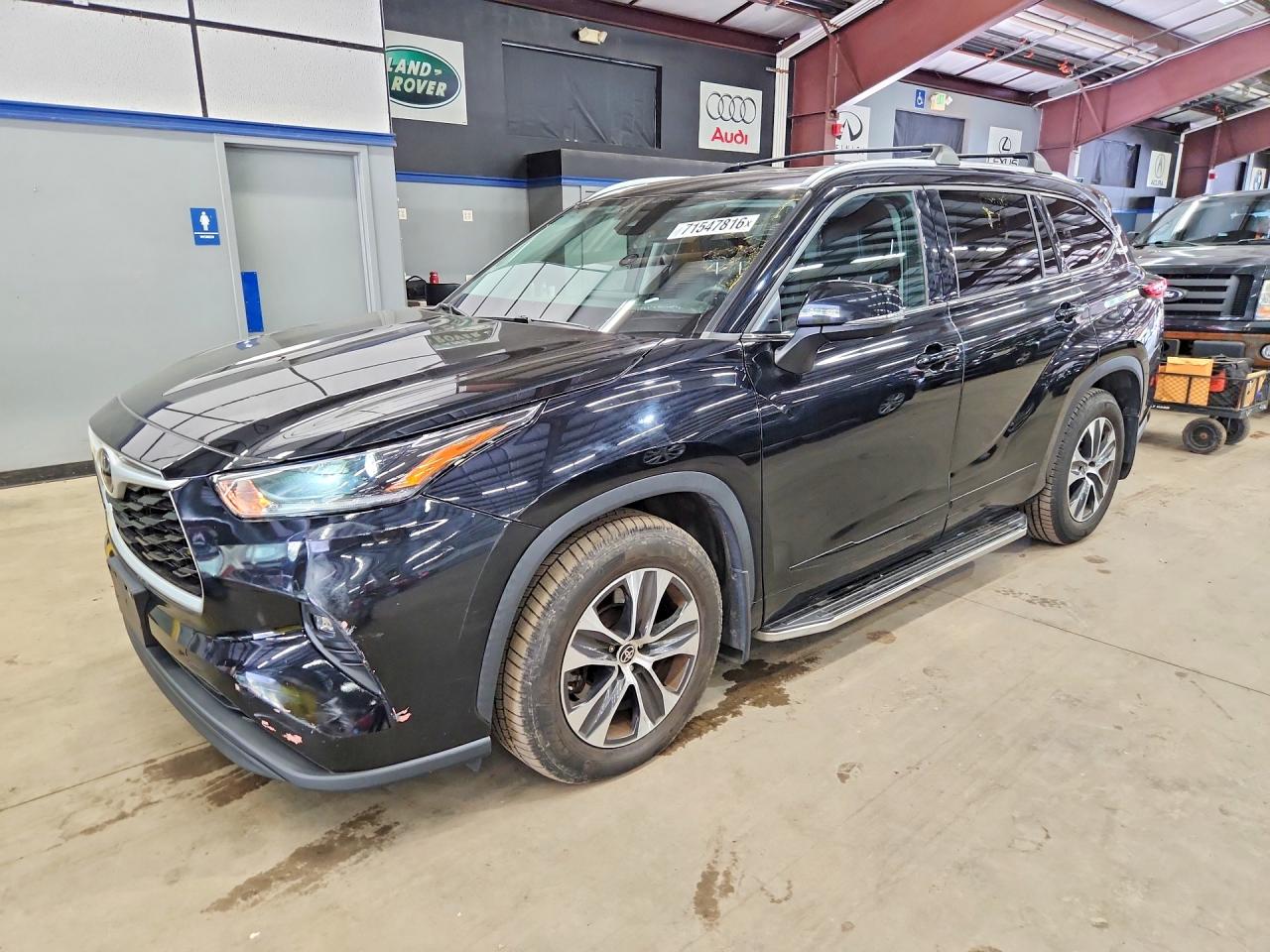 2021 TOYOTA HIGHLANDER XLE | 5TDGZRBH2MS118954 | UPCARS