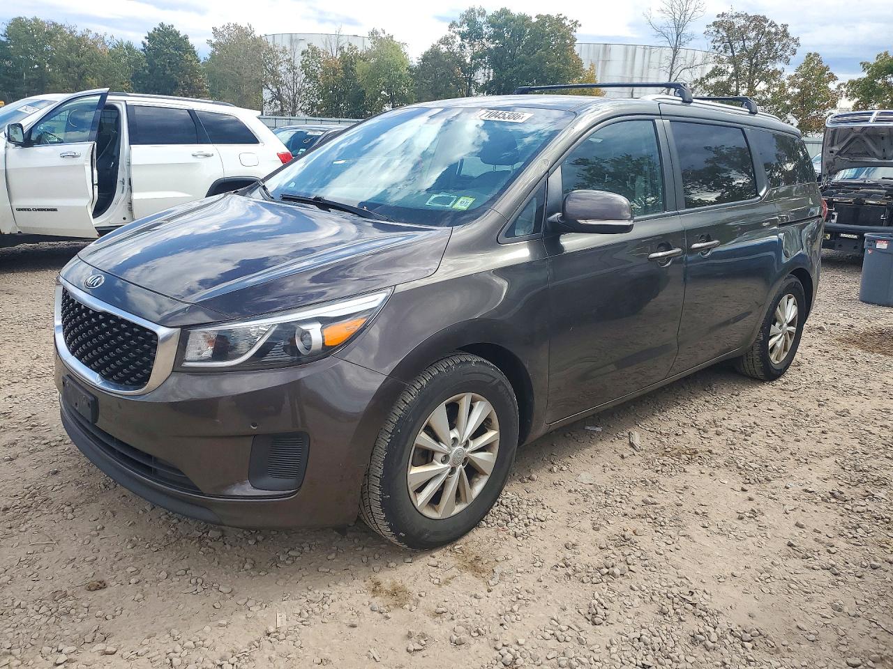 2016 KIA SEDONA LX | KNDMB5C11G6211910 | UPCARS