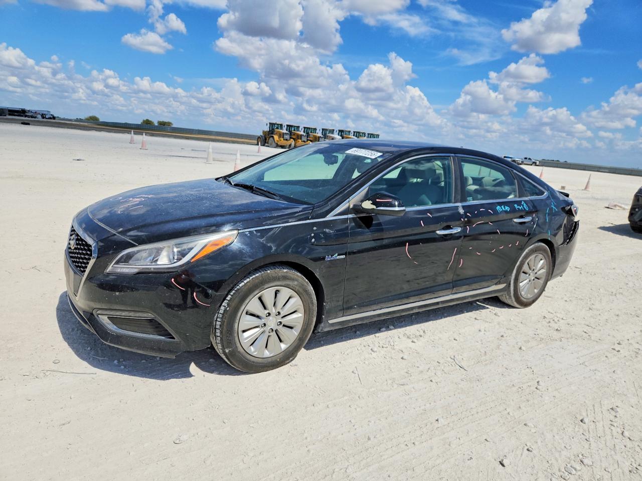 2016 HYUNDAI SONATA SE | KMHE24L11GA014548 | UPCARS