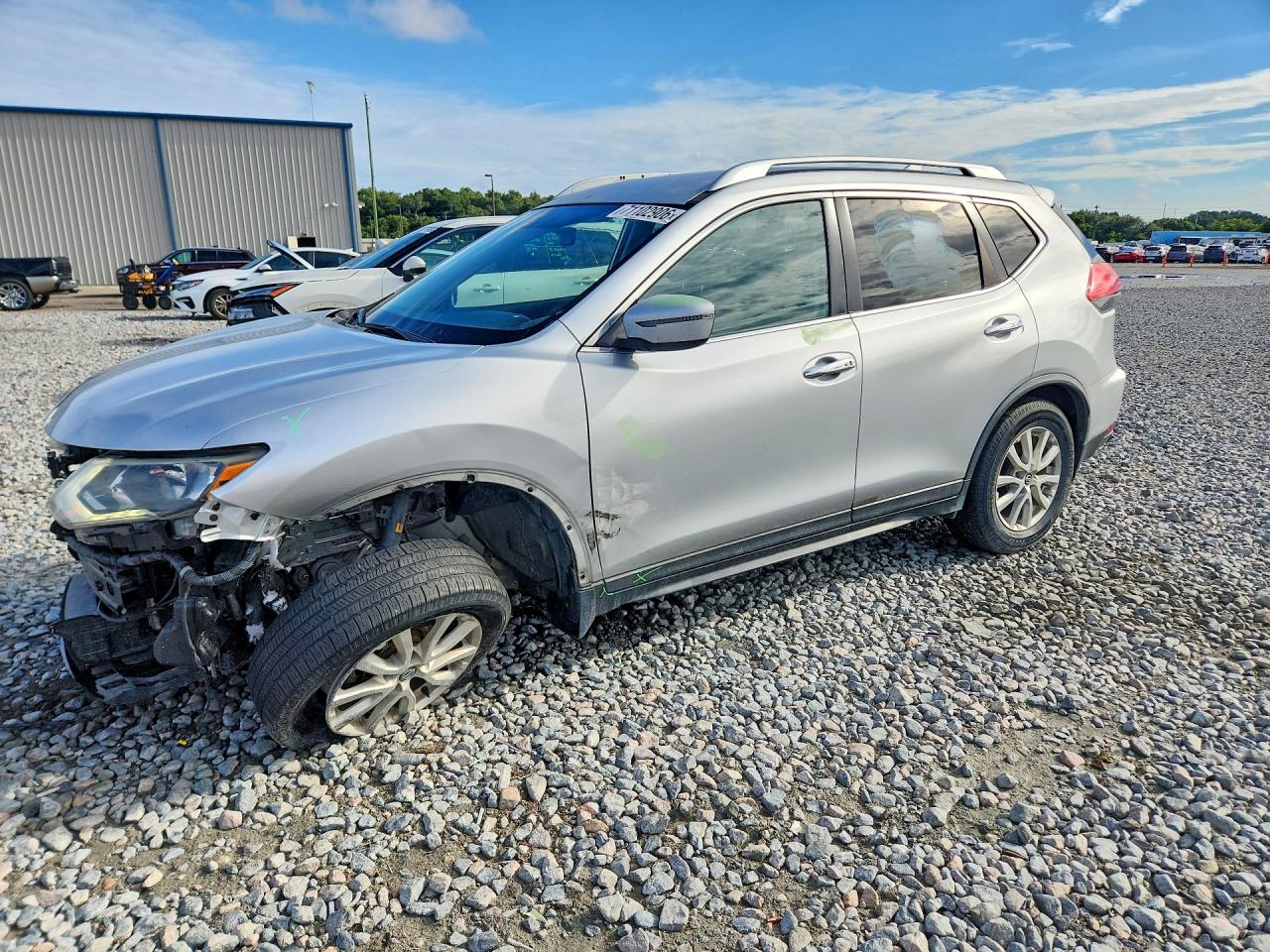 2017 NISSAN ROGUE SV | KNMAT2MT1HP616966 | UPCARS