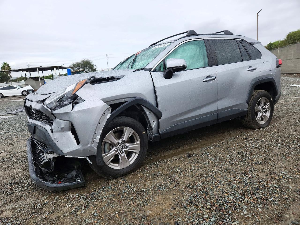 2022 TOYOTA RAV4 XLE | 2T3W1RFV2NW190739 | UPCARS