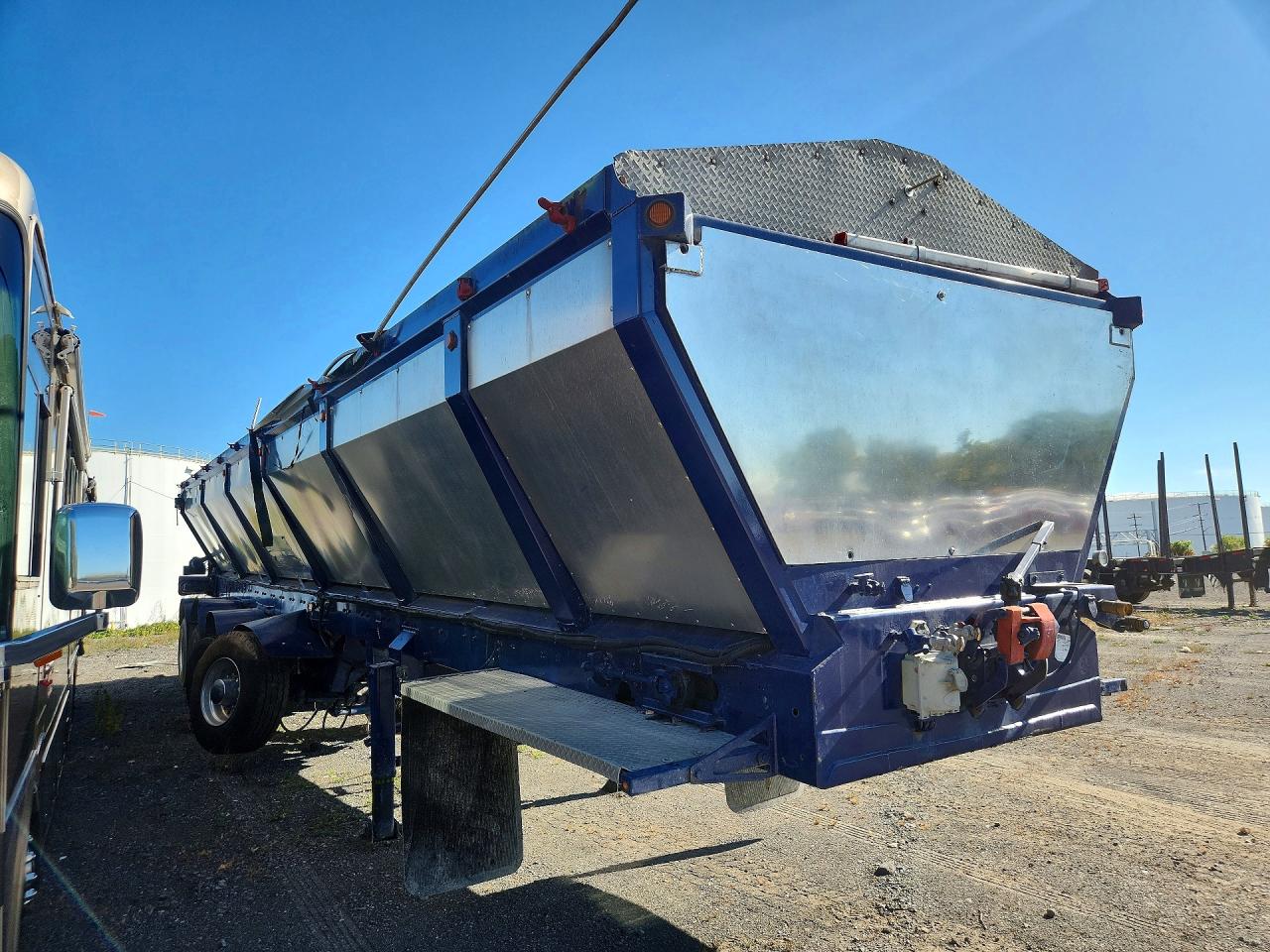 2016 ABS TRAILERS HOPPER BOTTOM GRAIN TRAILER | 2A962GAVXG1114081 | UPCARS