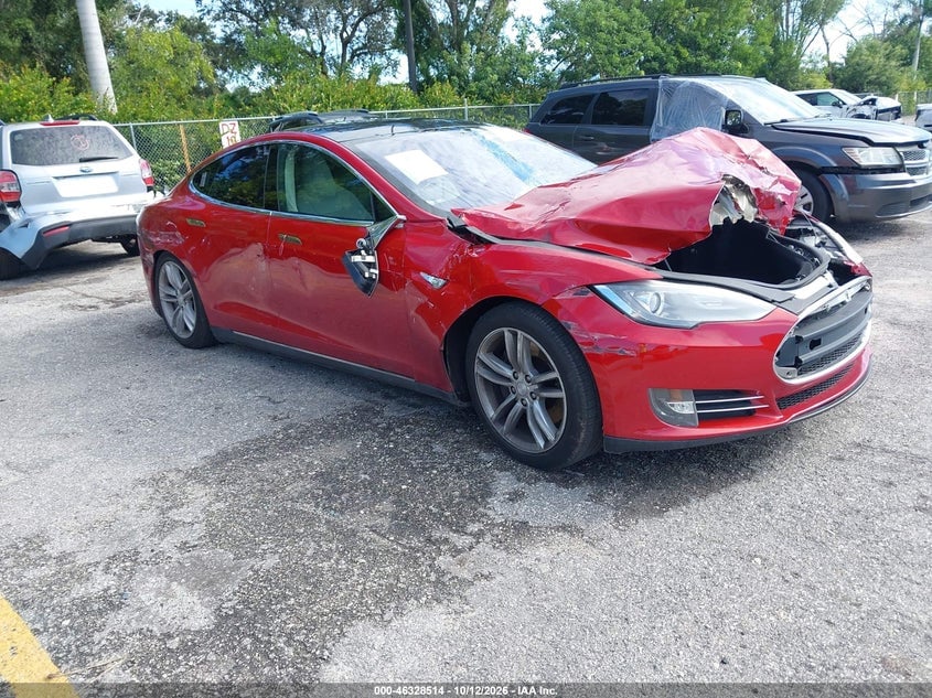 2013 TESLA MODEL S | 5YJSA1DN9DFP16114 | UPCARS