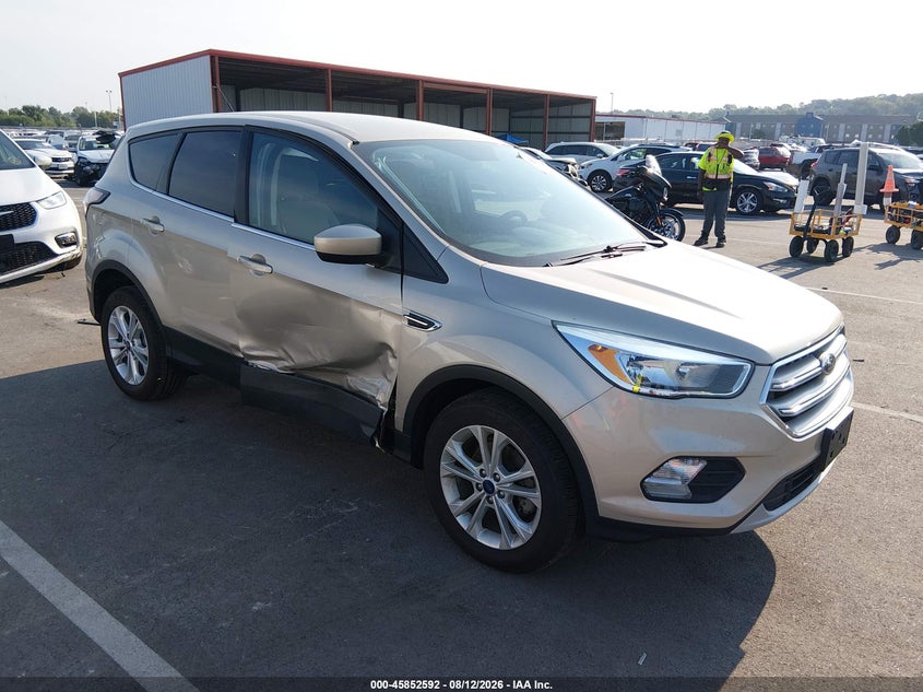 2017 FORD ESCAPE SE | 1FMCU0GD2HUC94057 | UPCARS