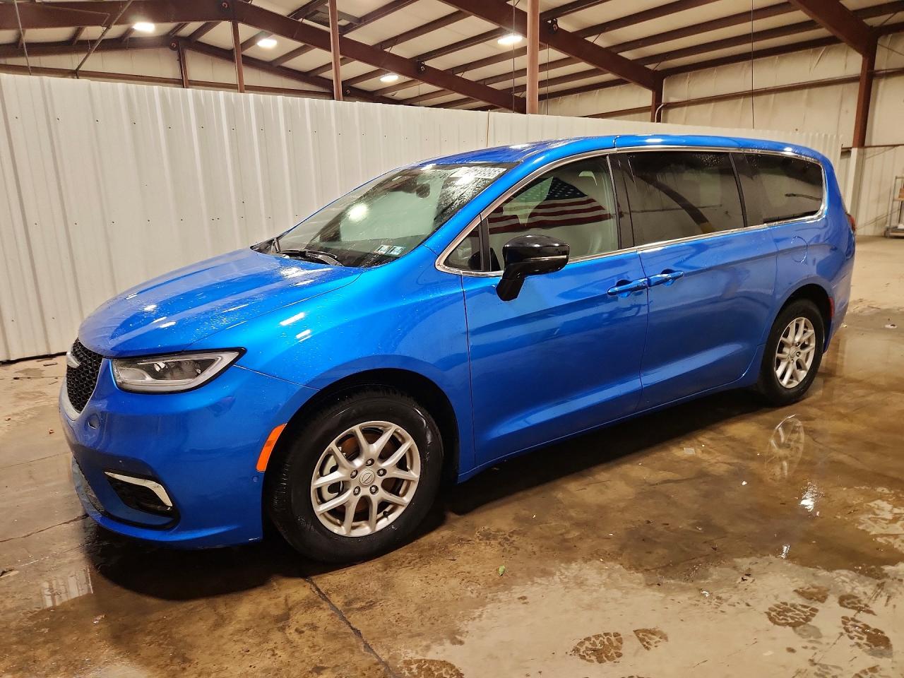 2026 CHRYSLER PACIFICA SELECT | 2C4RC1BG3TR277671 | UPCARS