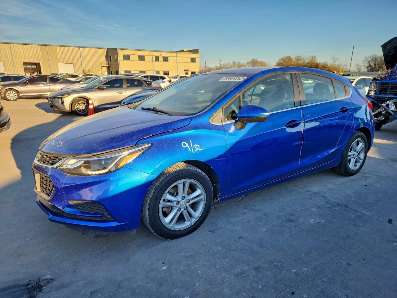 2017 CHEVROLET CRUZE LT | 3G1BE6SM9HS576874 | UPCARS