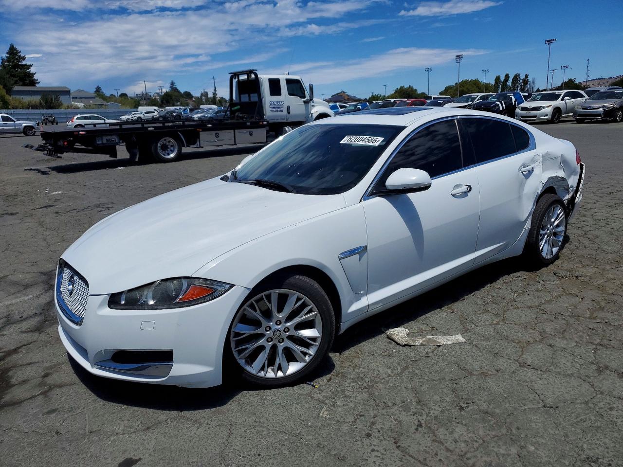 2013 JAGUAR XF | SAJWA0E71D8S71834 | UPCARS