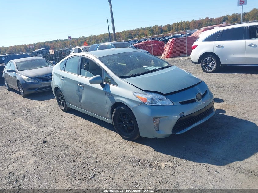 2015 TOYOTA PRIUS TWO | JTDKN3DU0F1872965 | UPCARS