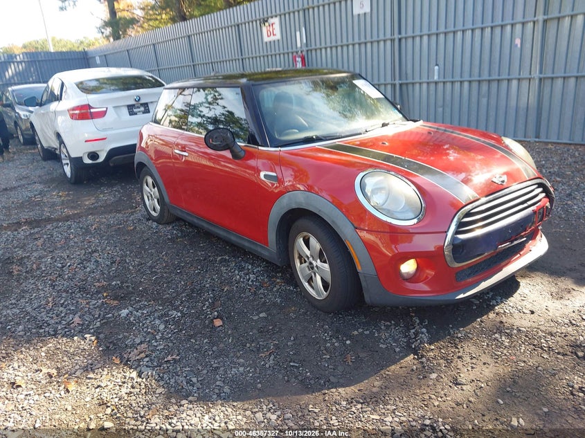 2016 MINI HARDTOP COOPER | WMWXP5C52GT739469 | UPCARS