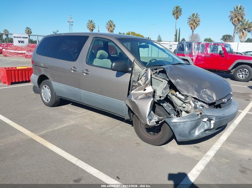 1998 TOYOTA SIENNA LE | 4T3ZF13C4WU061440 | UPCARS