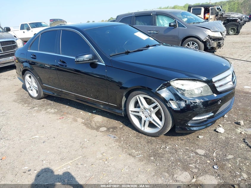 2011 MERCEDES-BENZ C 350 SPORT | WDDGF5GB0BR141799 | UPCARS