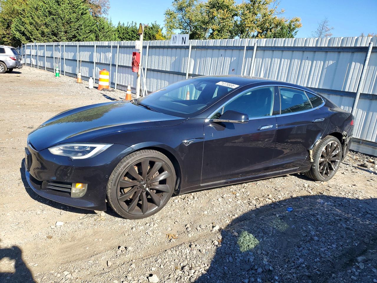 2017 TESLA MODEL S | 5YJSA1E22HF187325 | UPCARS