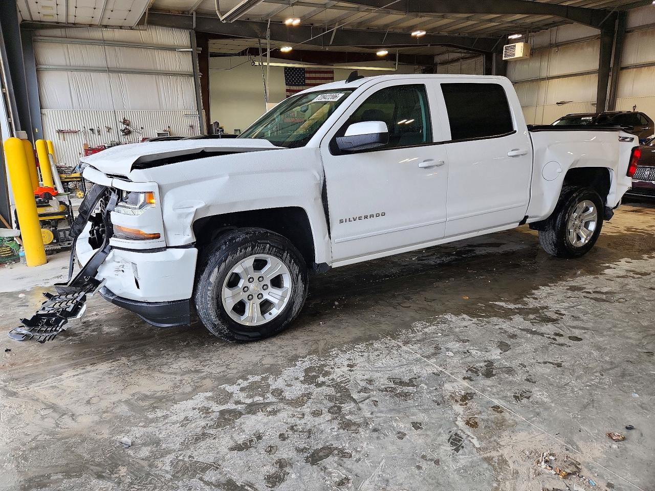 2017 CHEVROLET SILVERADO K1500 LT | 3GCUKREC9HG236012 | UPCARS