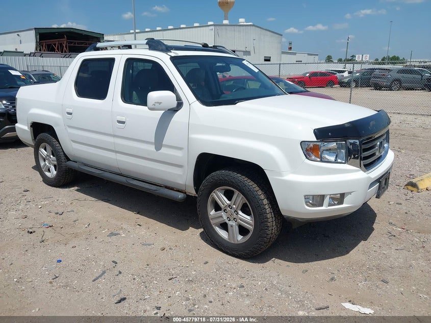 2013 HONDA RIDGELINE RTL | 5FPYK1F59DB012328 | UPCARS