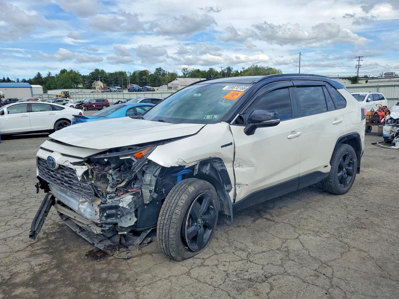 2019 TOYOTA RAV4 XSE | JTMEWRFV6KJ021976 | UPCARS