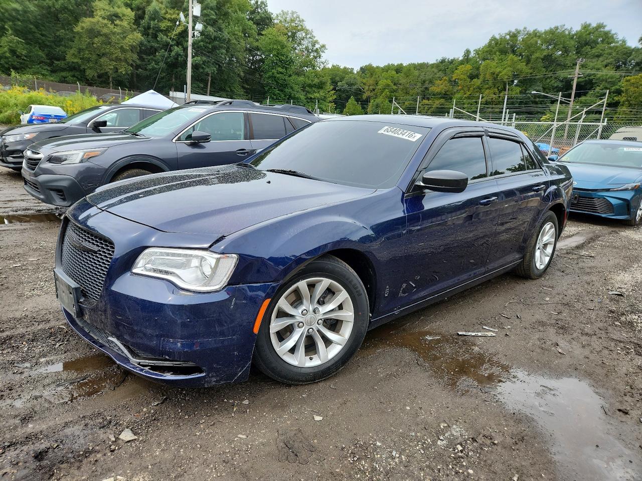 2015 CHRYSLER 300 LIMITED | 2C3CCAAG6FH803247 | UPCARS