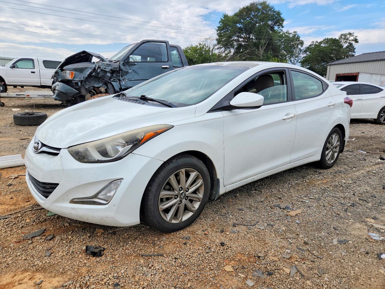 2016 HYUNDAI ELANTRA | 5NPDH4AE1GH673517 | UPCARS