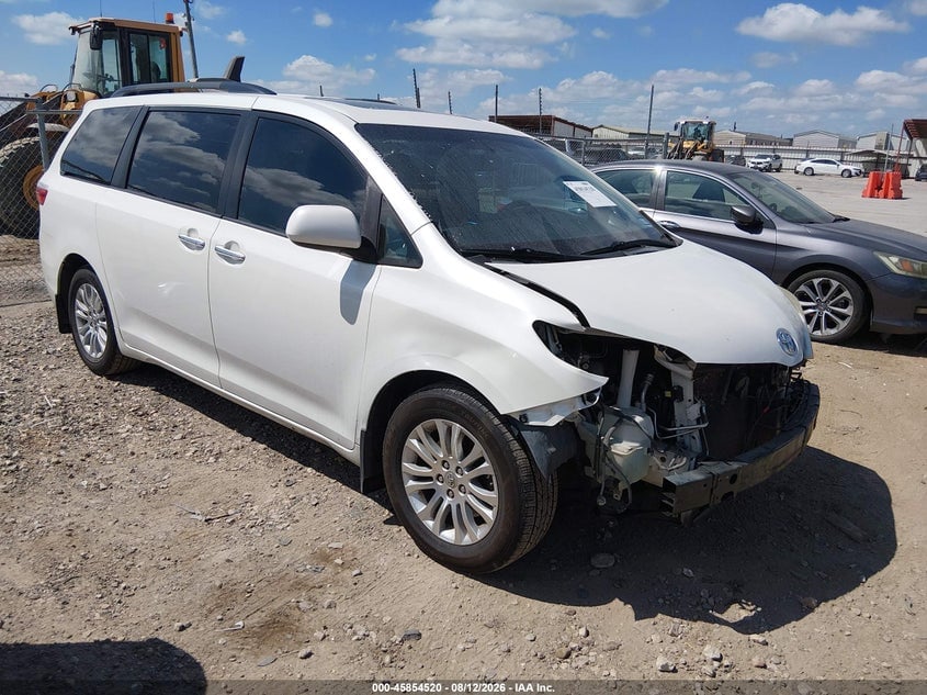 2015 TOYOTA SIENNA XLE PREMIUM 8 PASSENGER | 5TDYK3DC7FS665468 | UPCARS