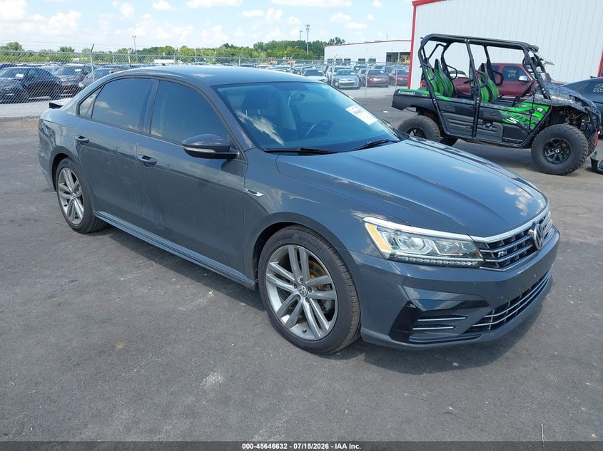 2018 VOLKSWAGEN PASSAT 2.0T R-LINE/2.0T S | 1VWAA7A39JC020263 | UPCARS