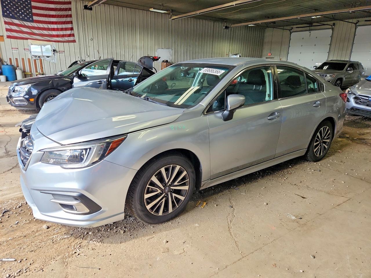 2018 SUBARU LEGACY 2.5I PREMIUM | 4S3BNAF6XJ3023314 | UPCARS