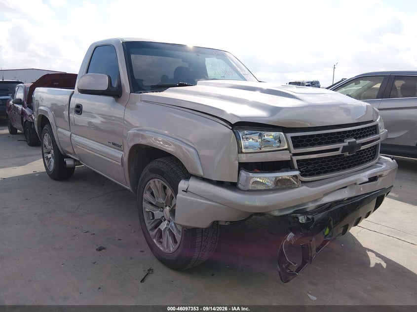 2000 CHEVROLET SILVERADO 1500 LS | 1GCEC14T9YZ136576 | UPCARS