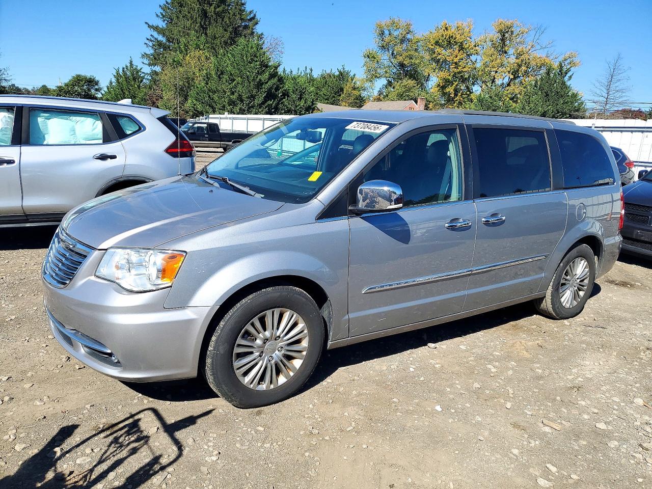 2015 CHRYSLER MINIVAN TOURING L | 2C4RC1CG8FR673808 | UPCARS